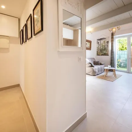06y1 - Beautiful Modern T2 With Terrace Holiday home Juan-les-Pins